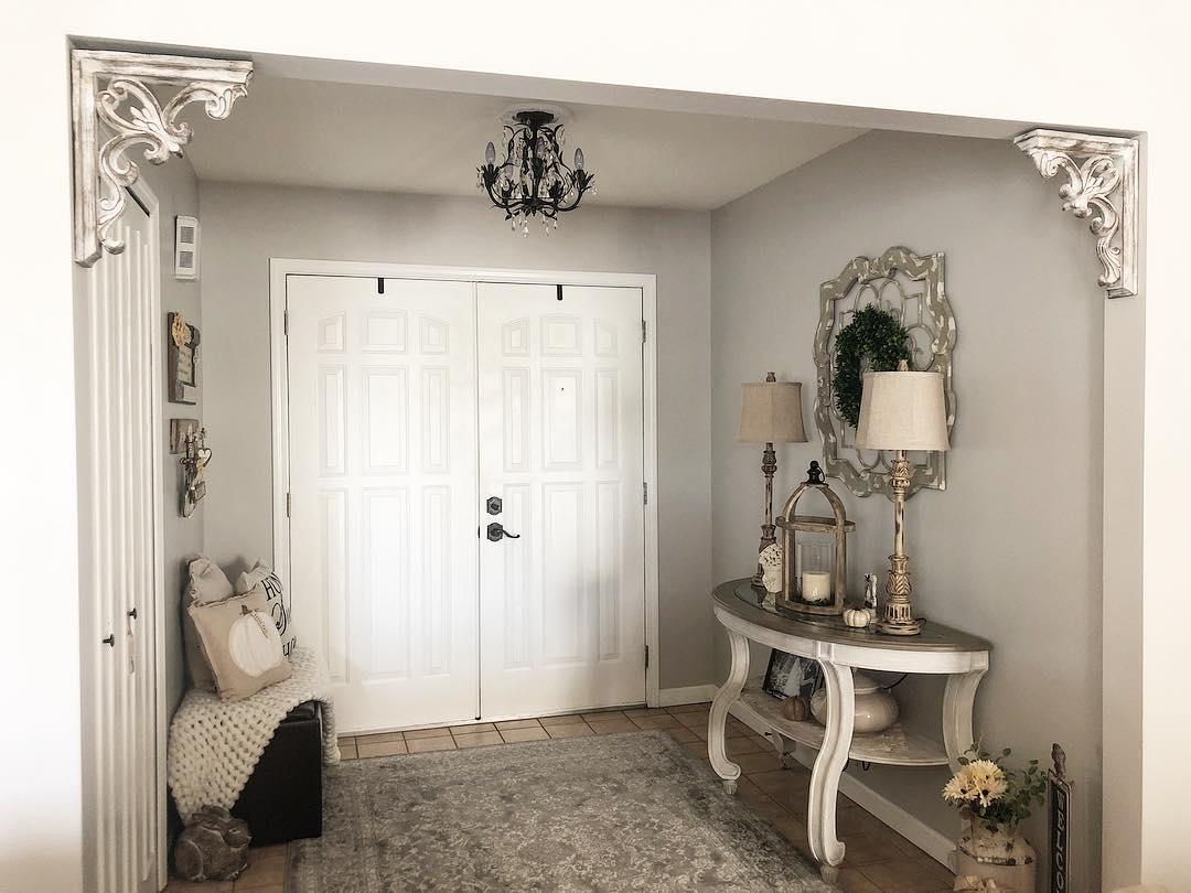 Photo of paint color behr-cotton-grey in a Other Spaces by @alabaster_and_pearls