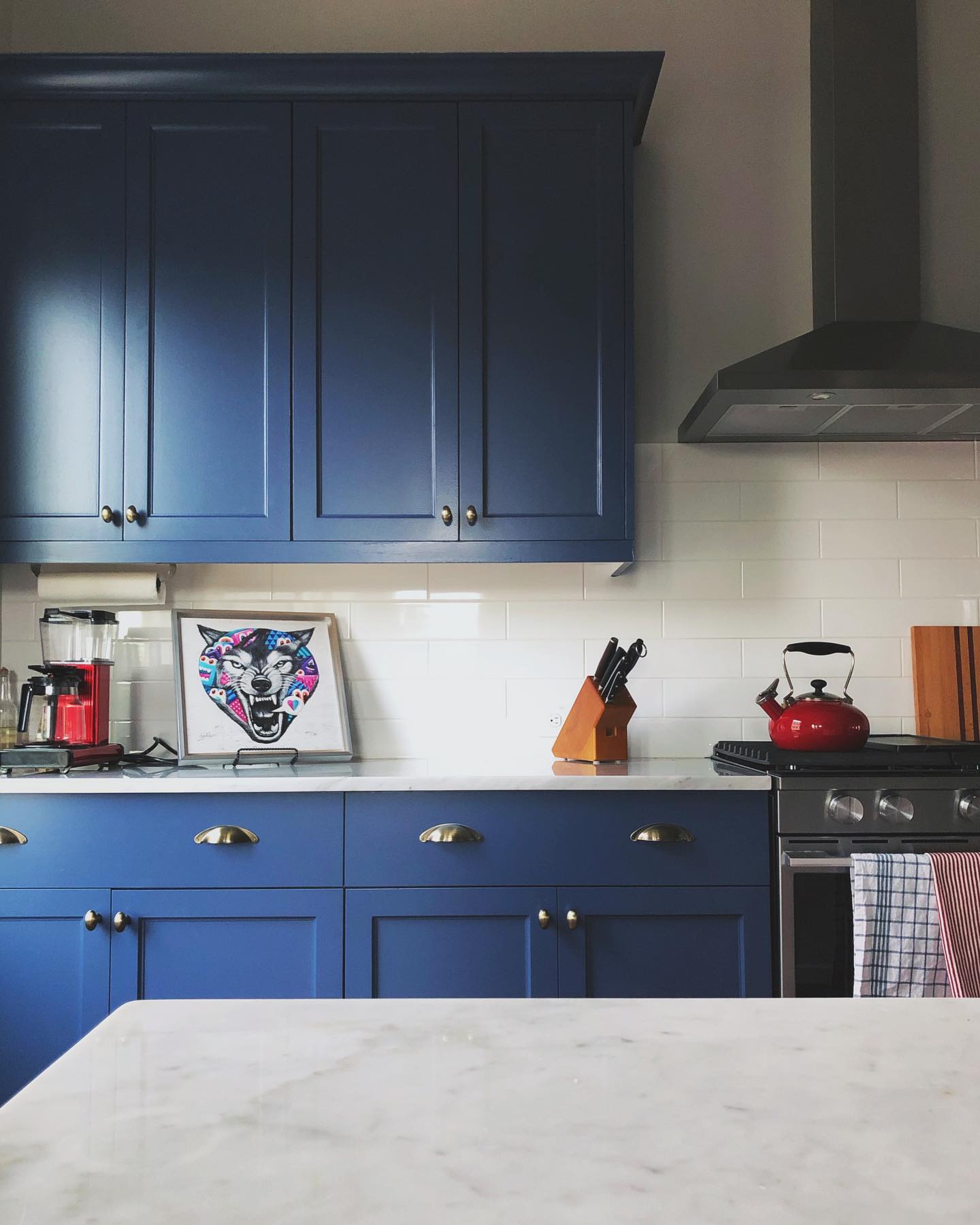 Photo of English Channel paint color