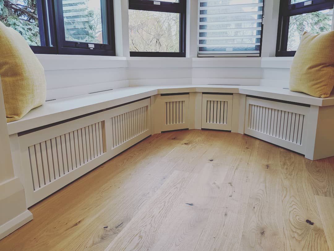 Photo of Gallery White paint color
