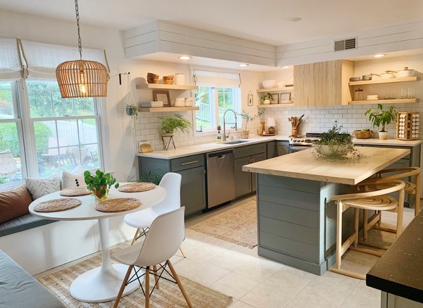 Photo of paint color behr-whisper-white in a Kitchen Cabinets by @sherylsandersdesigns
