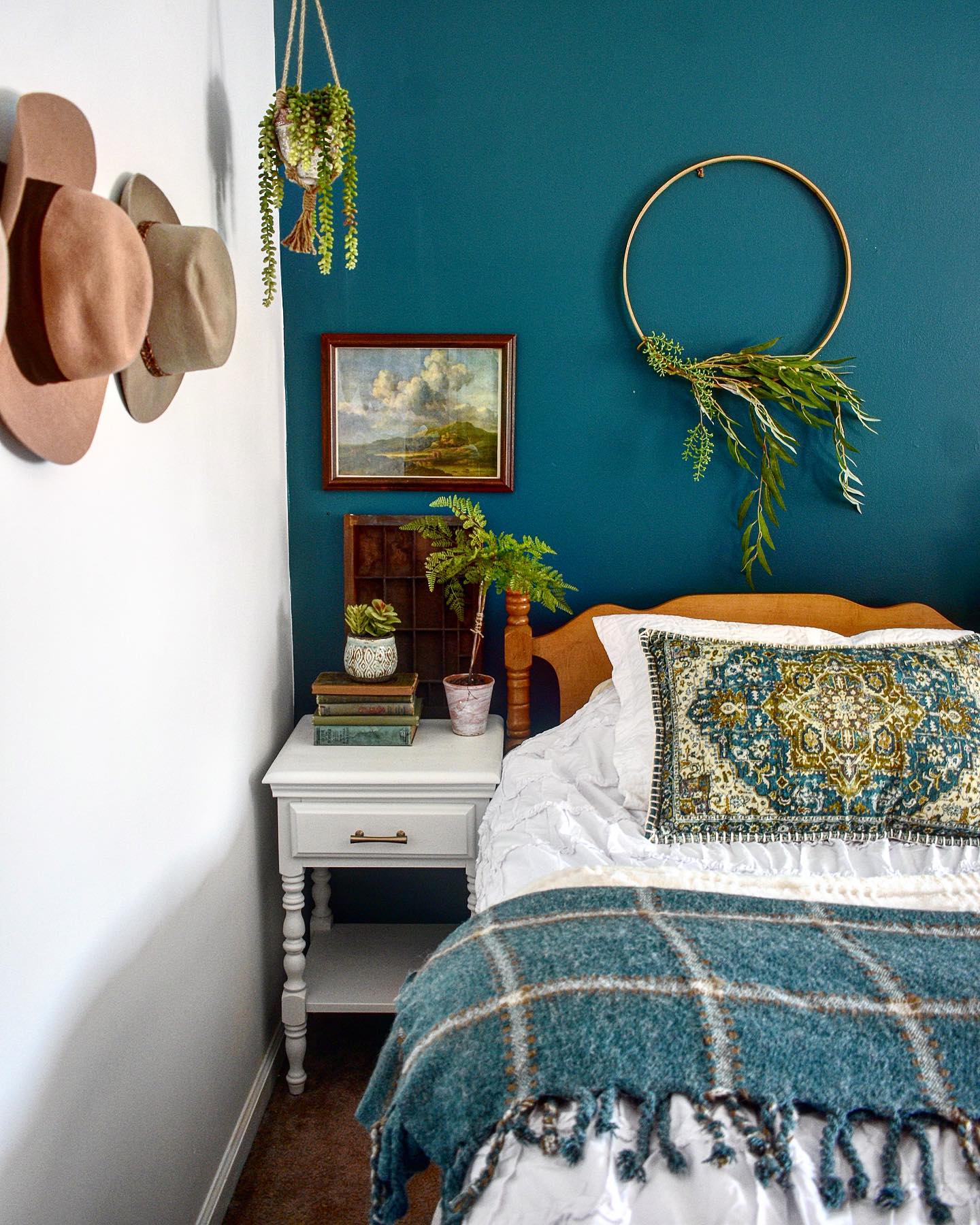 Photo of Beau Green paint color