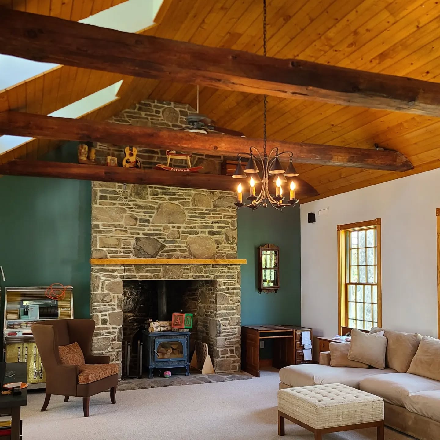 Photo of Caribbean Teal paint color