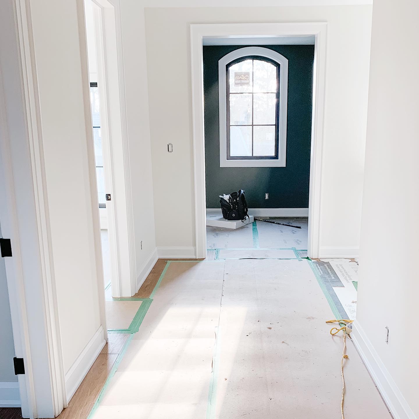Photo of Cloud Cover paint color