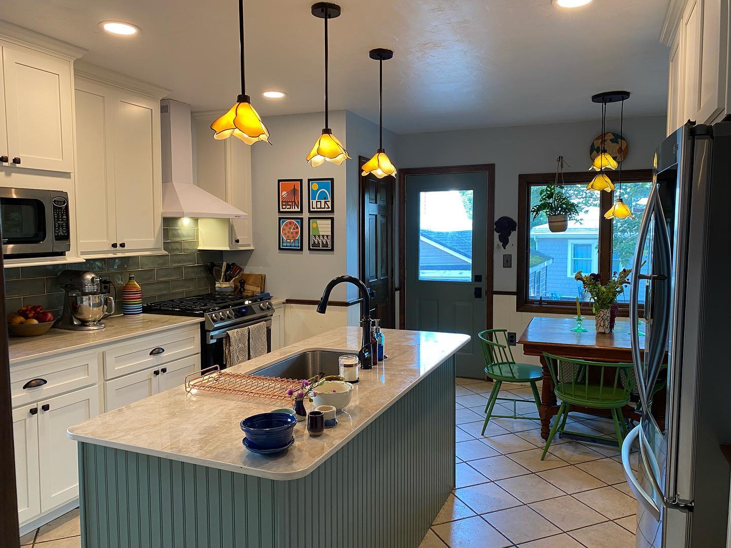Photo of Garden Oasis paint color