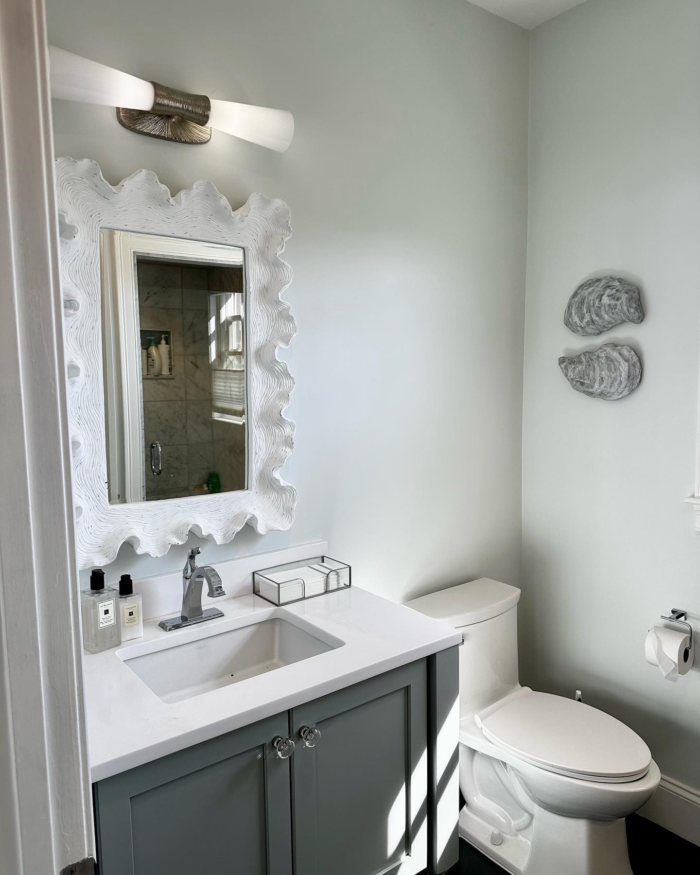 Photo of Gray Lake paint color
