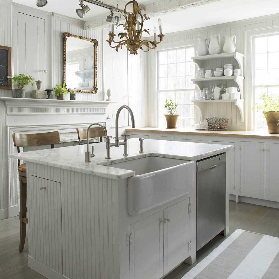 Photo of Silver Satin paint color