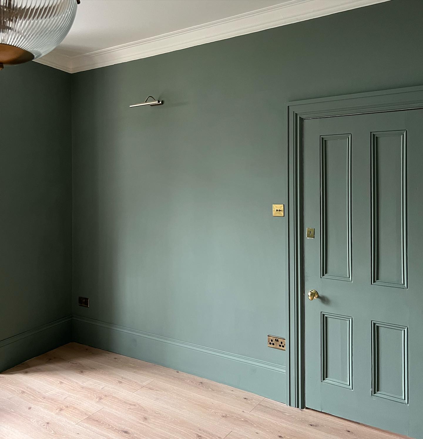 Photo of Card Room Green paint color