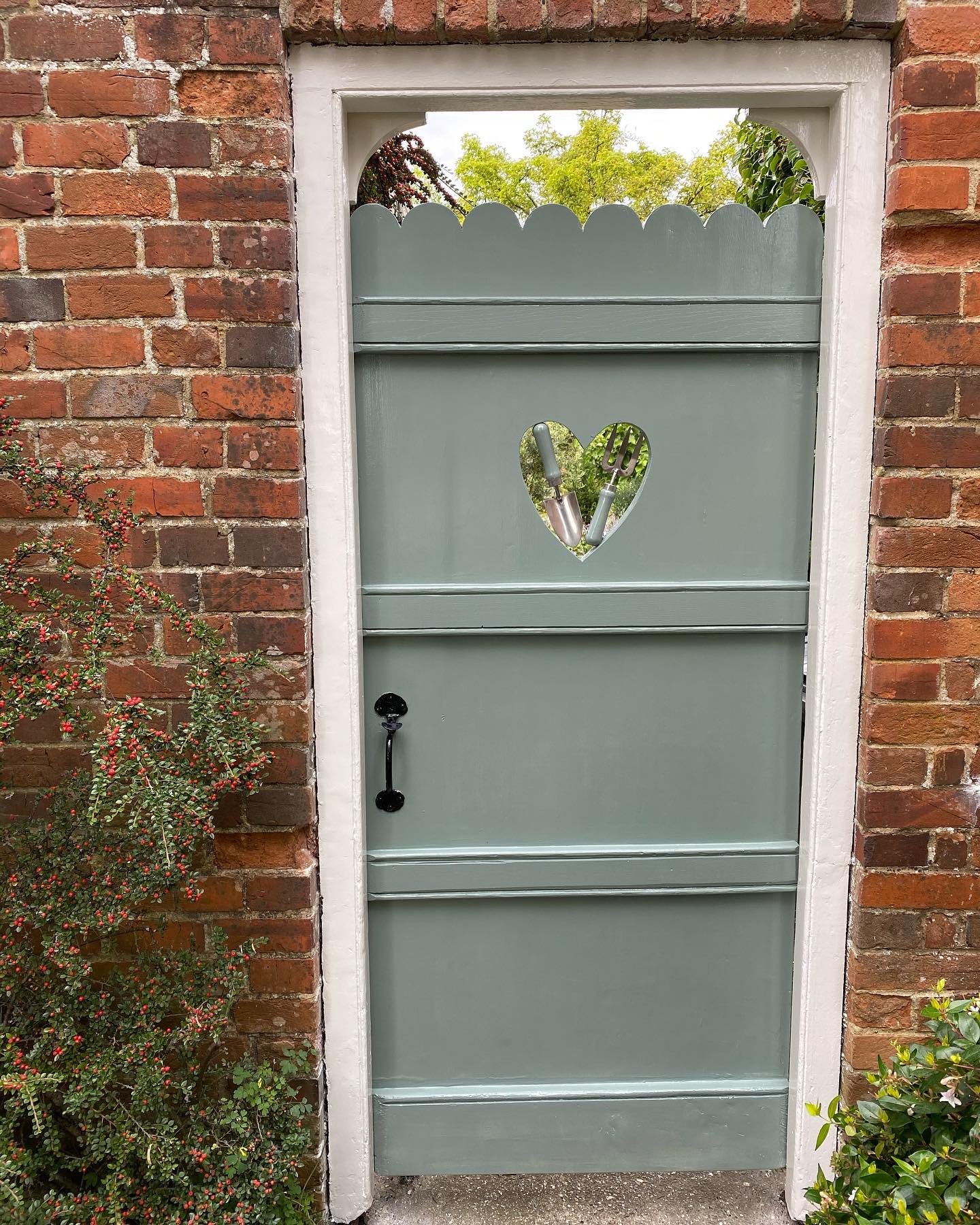 Photo of Castle Gray paint color