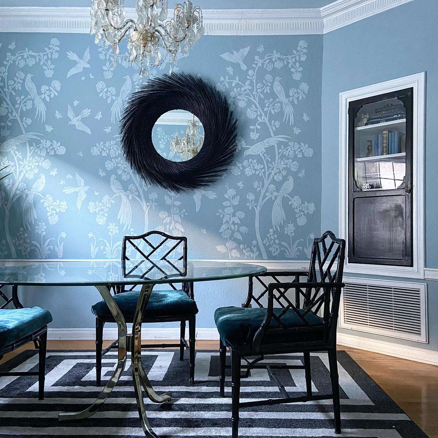 Photo of French Moire paint color