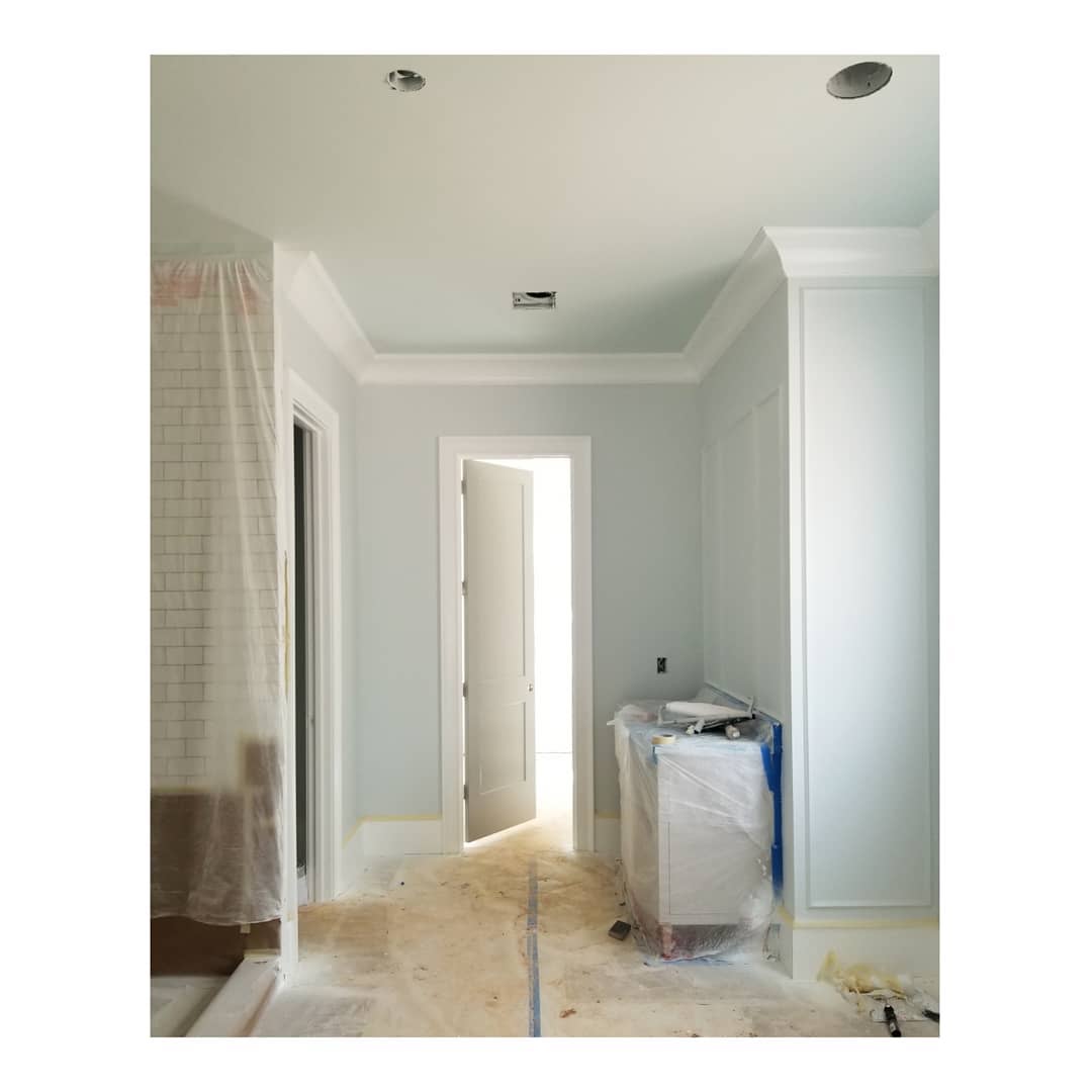 Photo of Glimmer paint color
