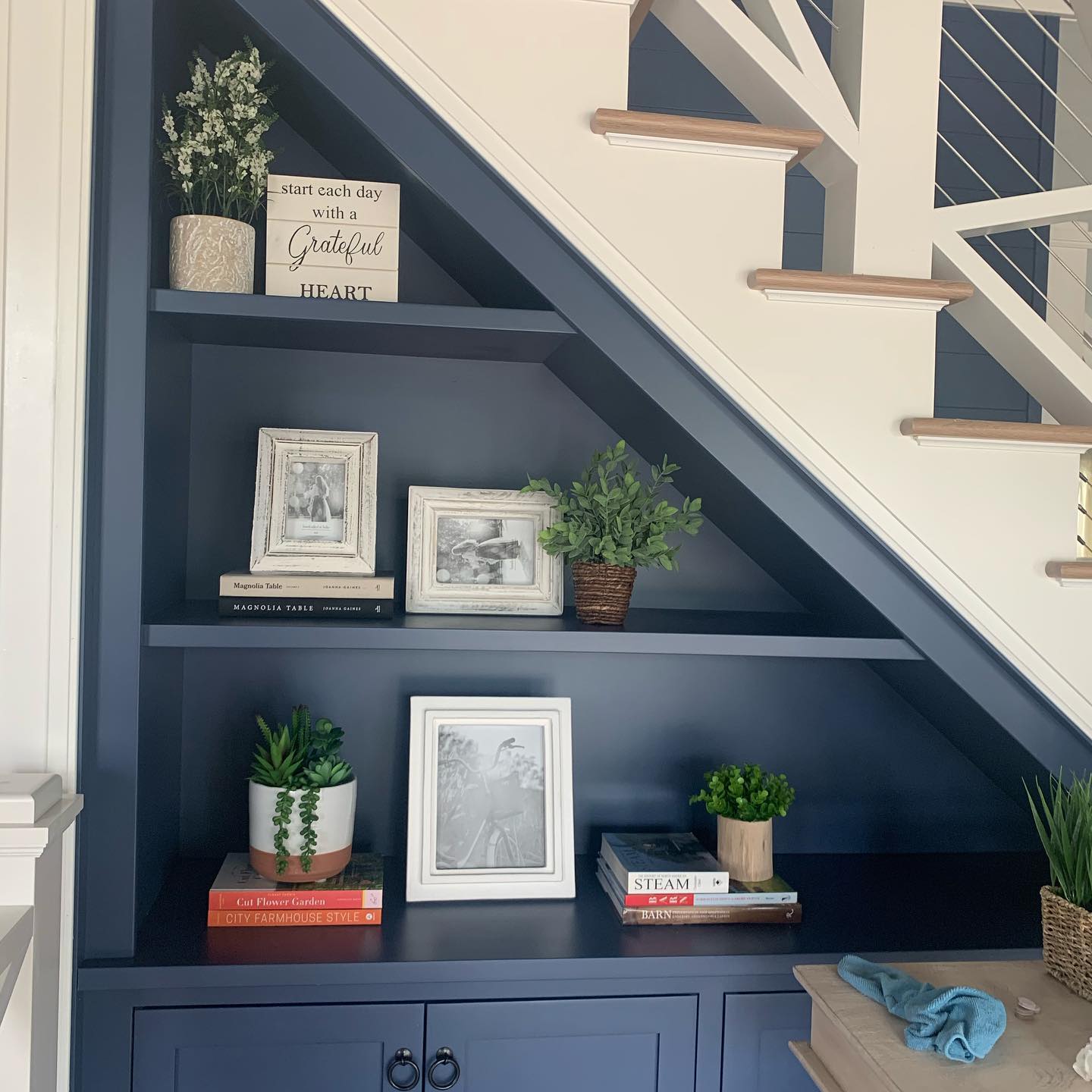 Photo of Indigo Batik paint color