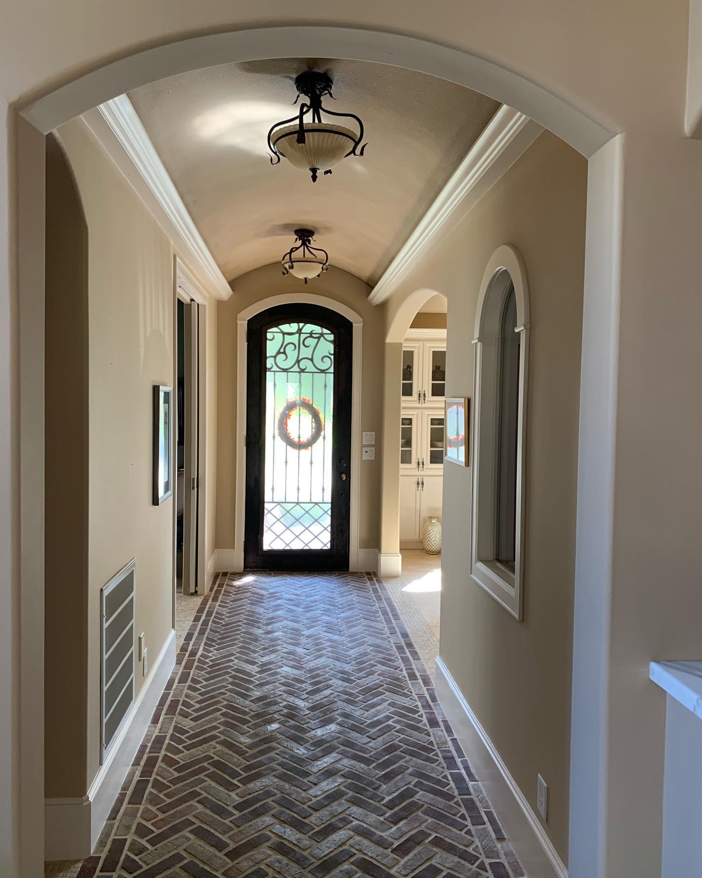 Photo of Kilim Beige paint color