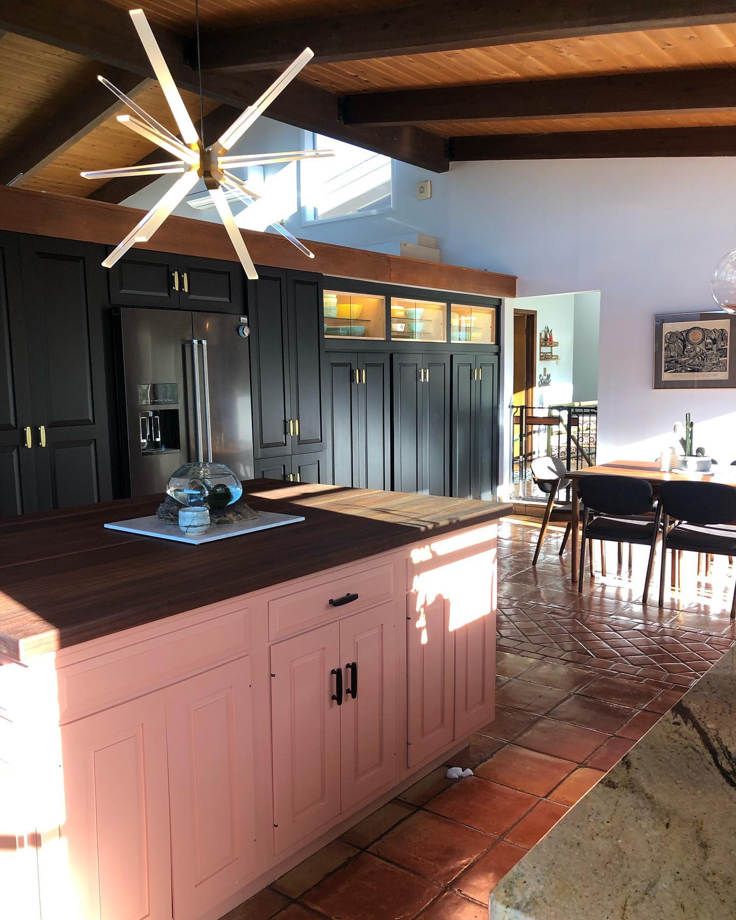 Photo of Persimmon paint color
