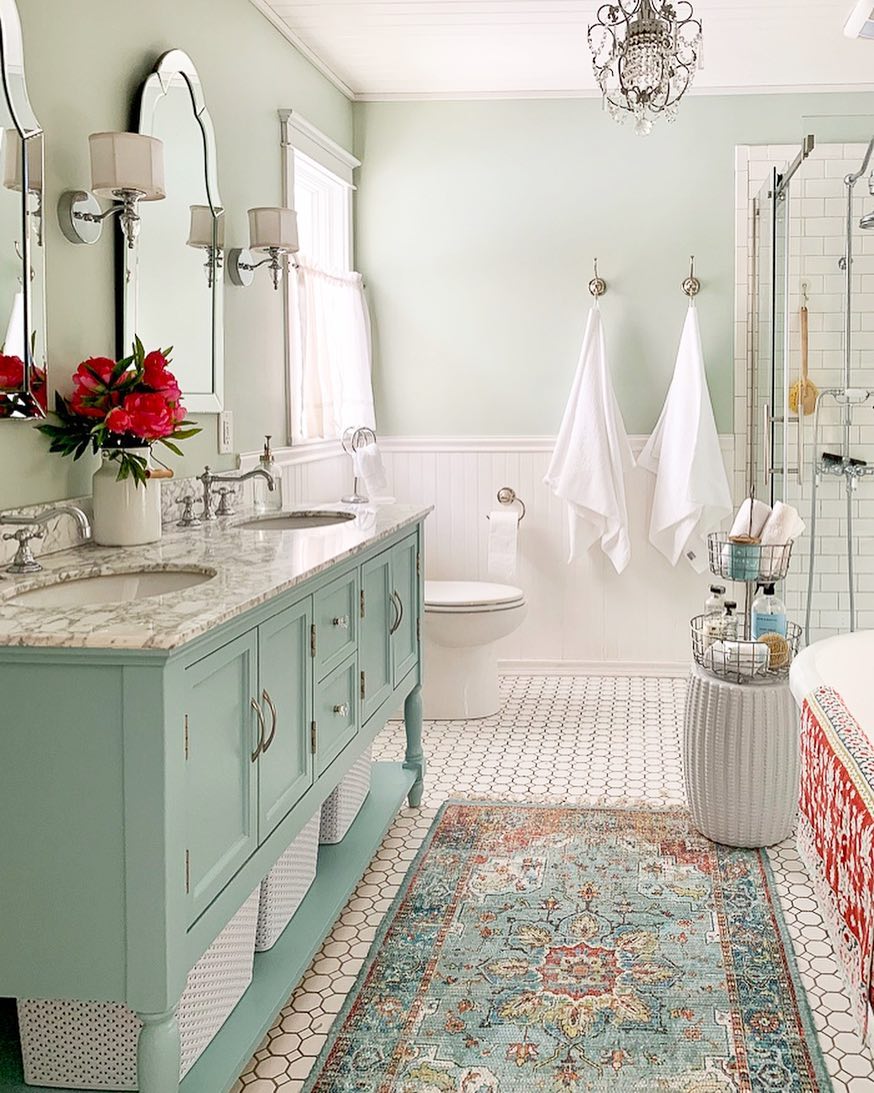 Photo of paint color sw-sea-salt in a Bathroom by @goldenboysandme