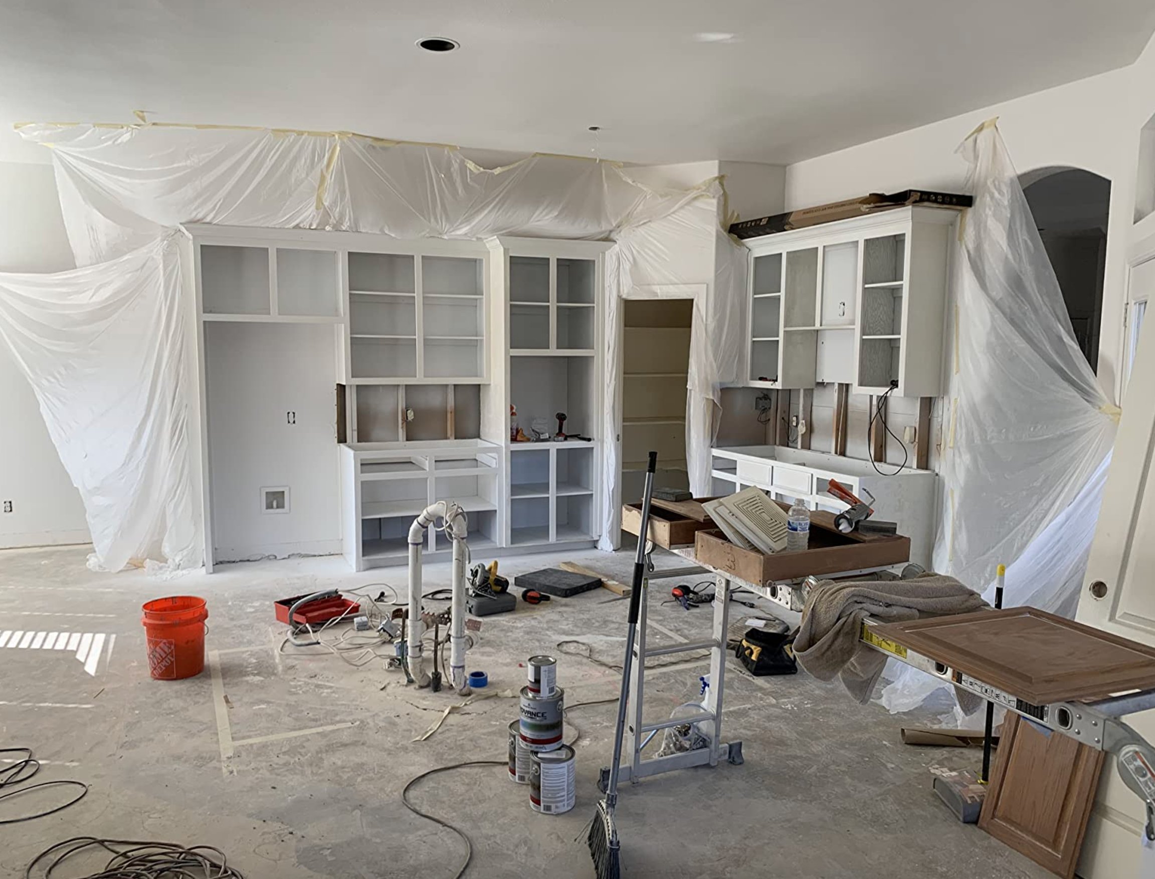 Air Sprayer Indoors