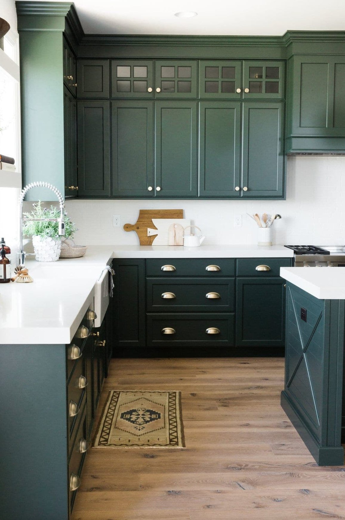 Deep Green Kitchen Cabinets 4