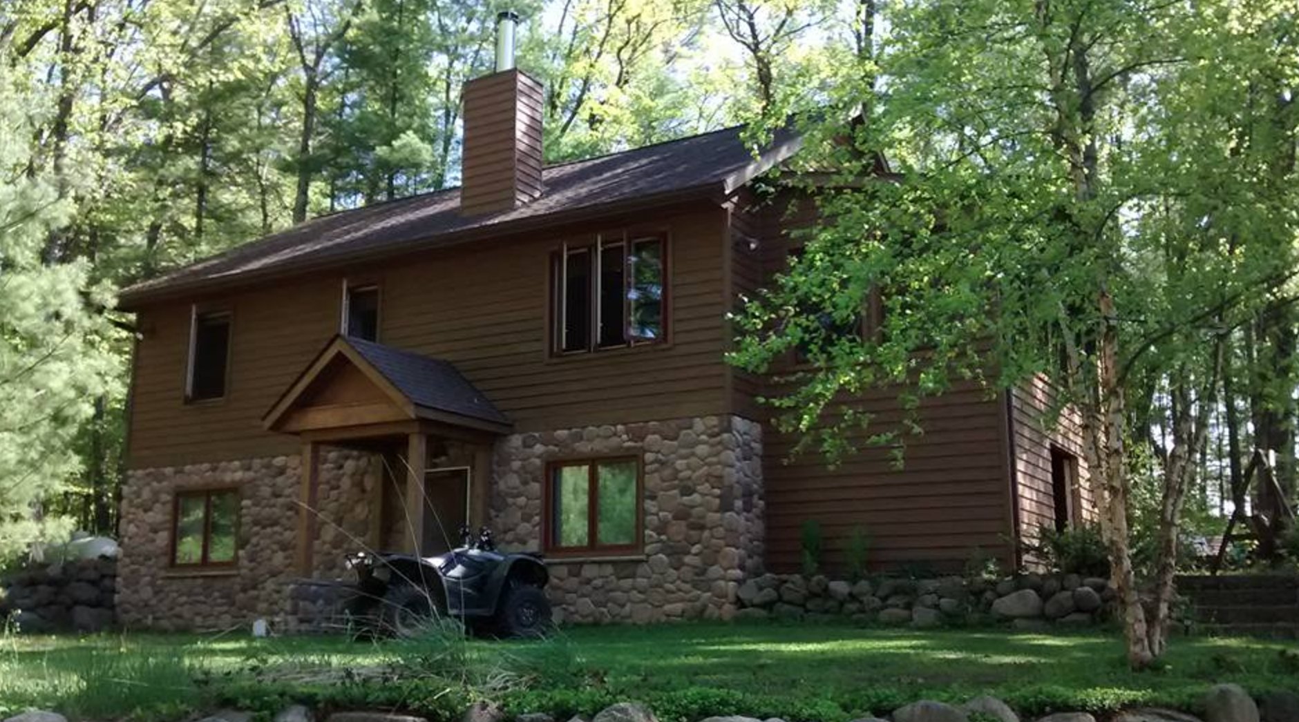 Hidden Valley by Benjamin Moore exterior
