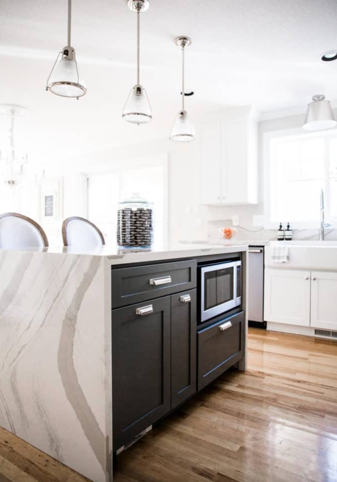 Kendall Charcoal by Benjamin Moore kitchen island