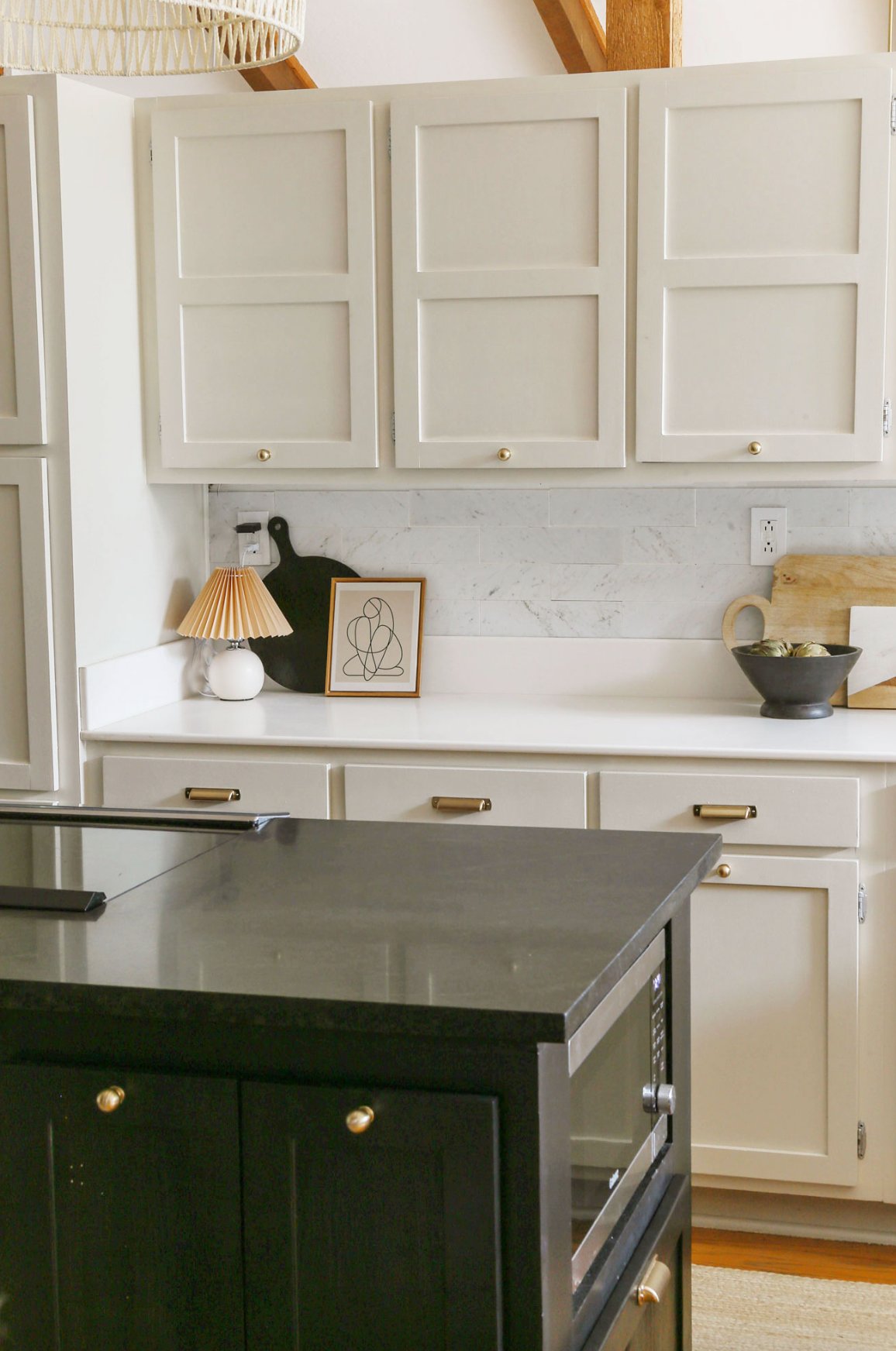 Natural Cream by Benjamin Moore kitchen 3
