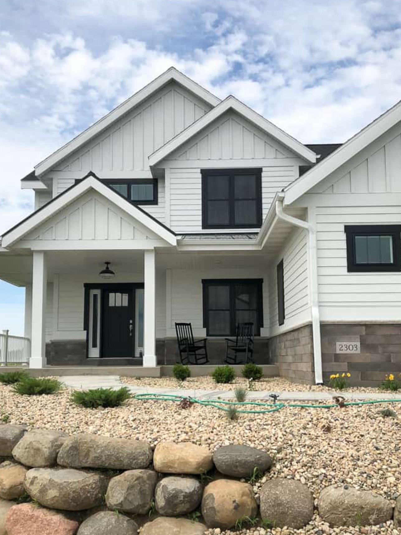 Pearl Onyx house exterior
