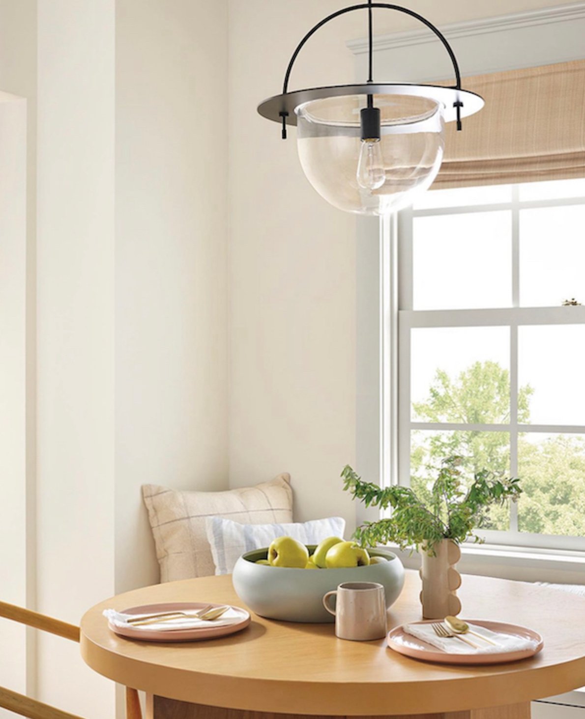 Alabaster by Sherwin Williams lighting