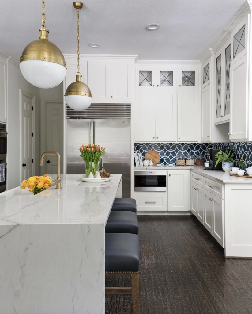 SW Alabaster decor