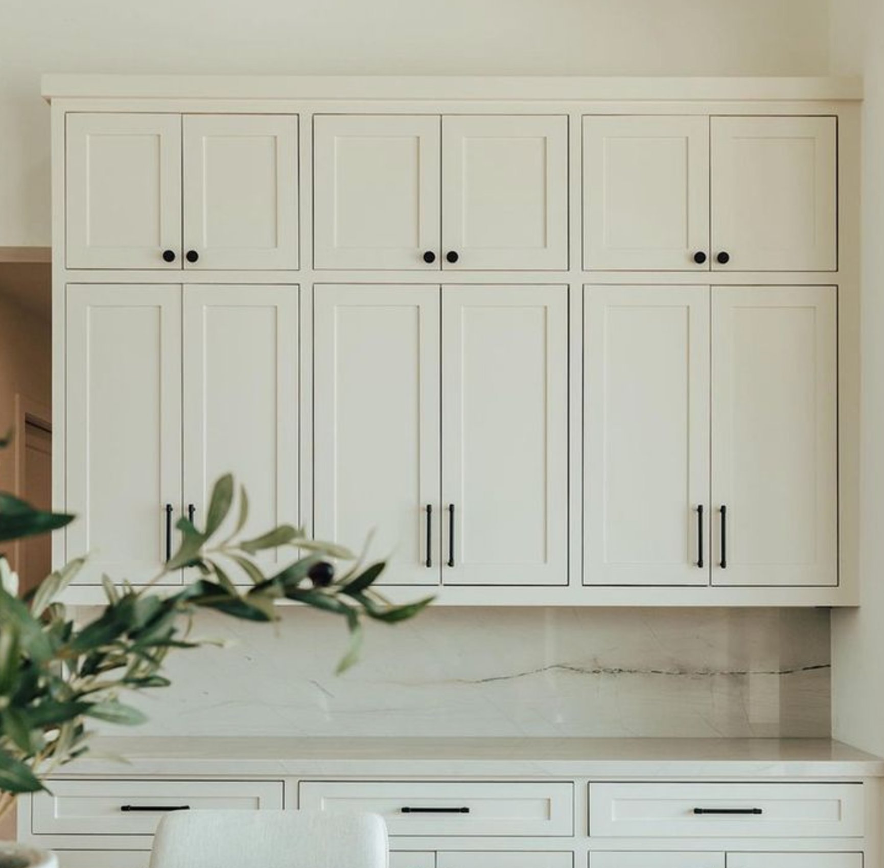 Shoji White by Sherwin Williams in kitchen
