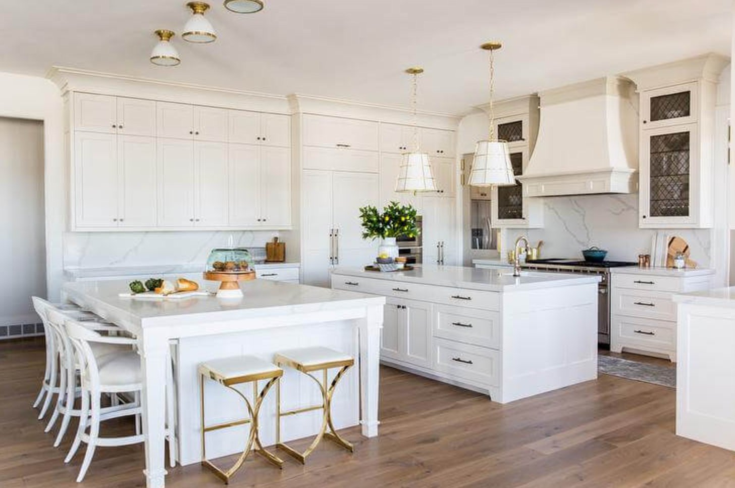 Snowbound by Sherwin Williams in kitchen