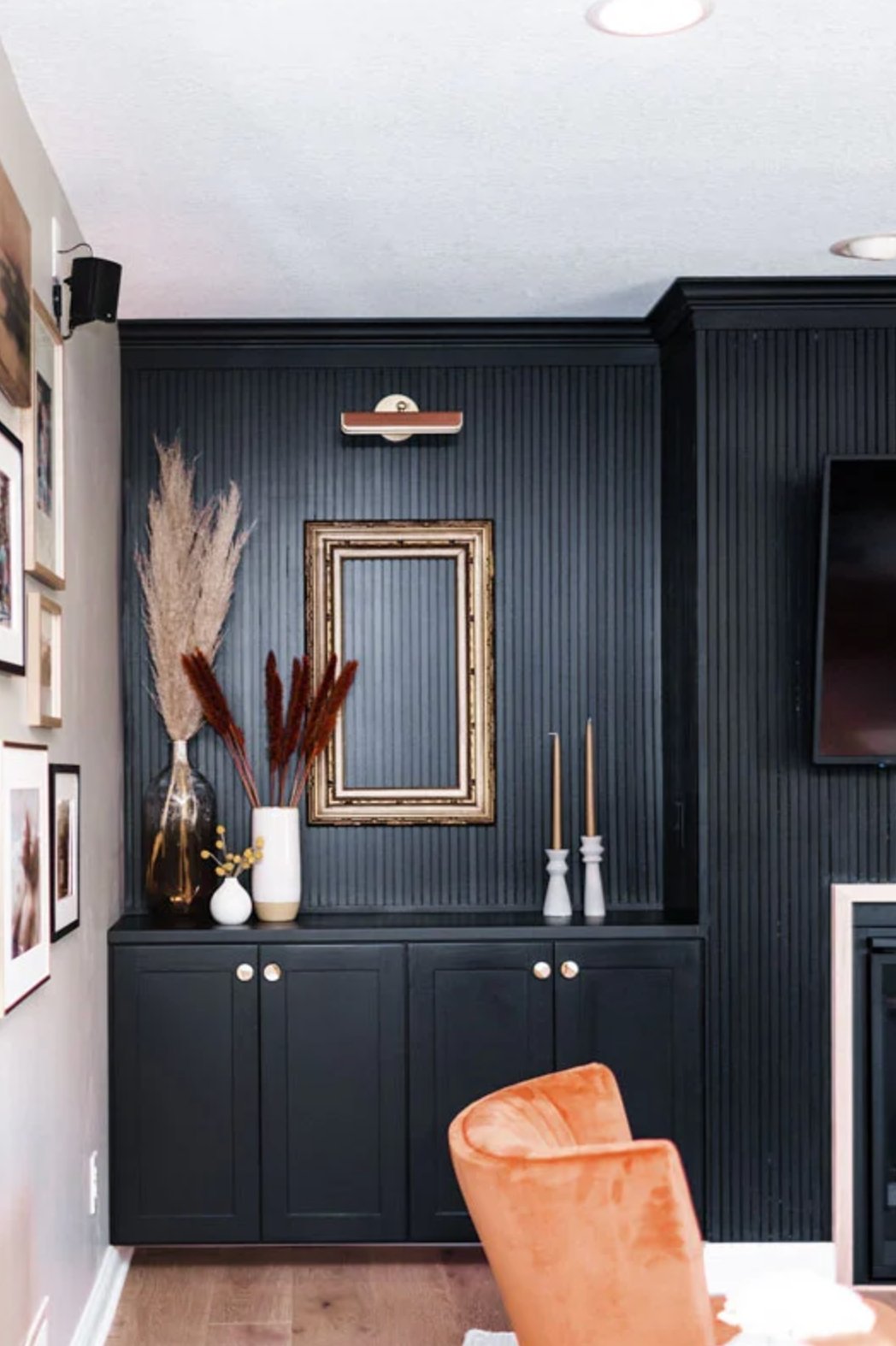 Tricorn Black by Sherwin Williams lighting impact
