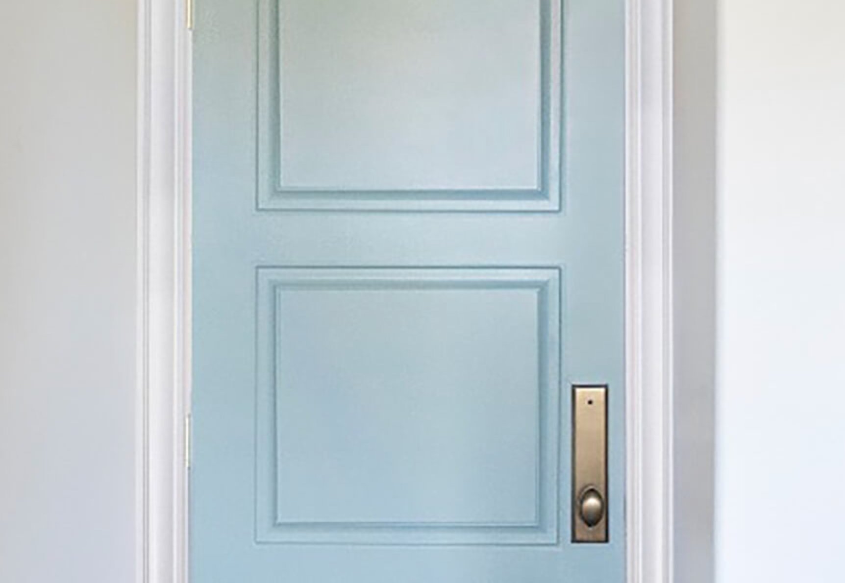 Door painted with Sherwin Williams Emerald