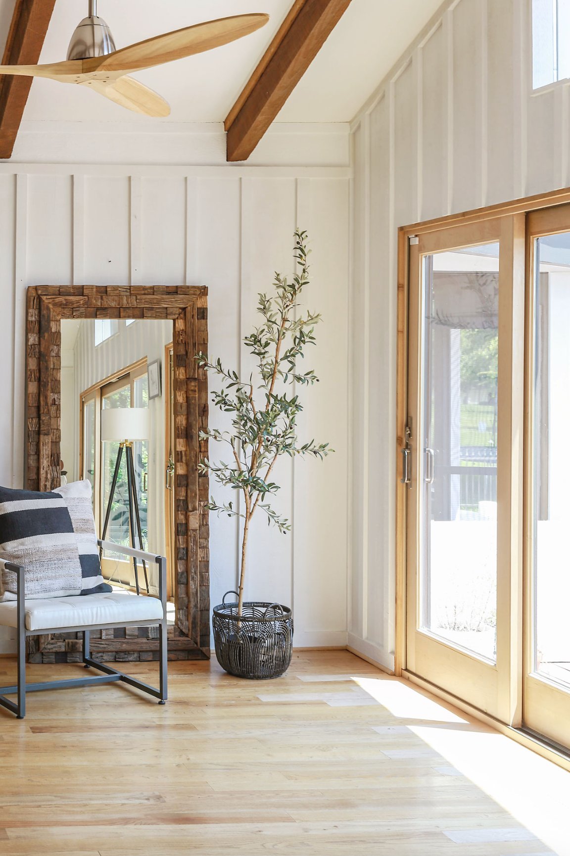 Sherwin Williams Shoji White vs Alabaster: Which is Better?