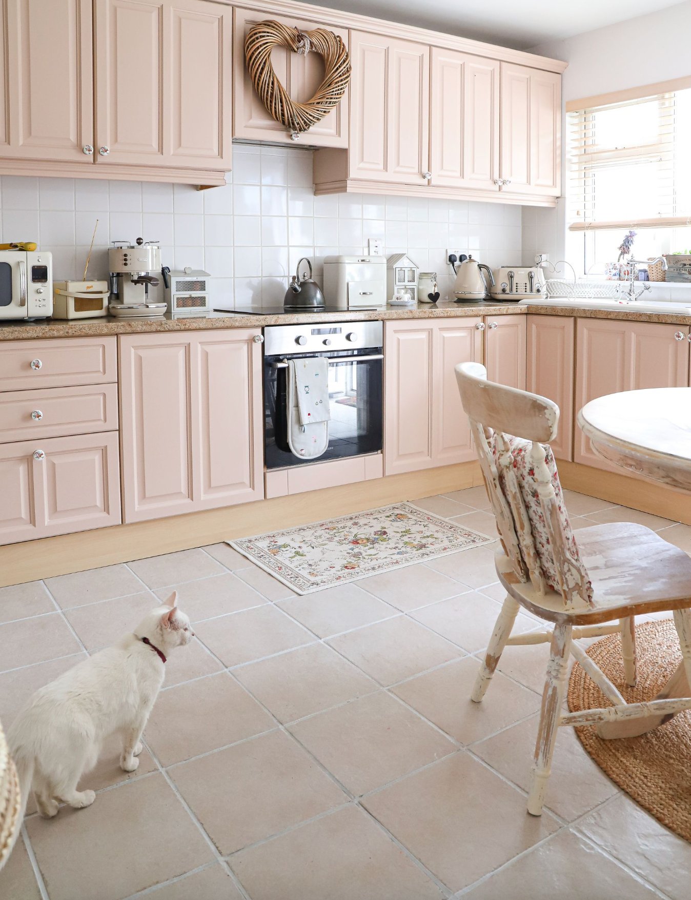 Soft Pink Kitchen Cabinets 3
