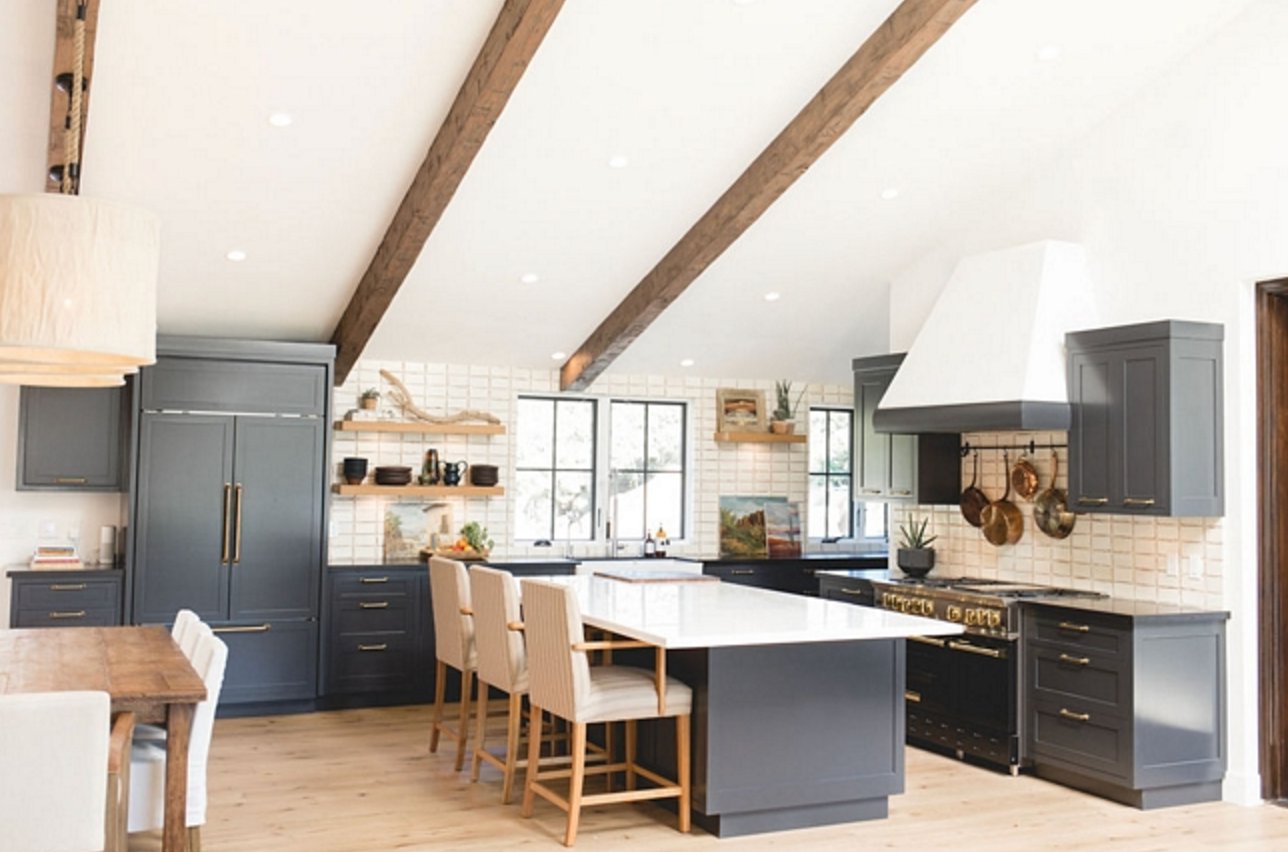 Wrought Iron by Benjamin Moore kitchen